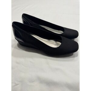 Anne Klein Black Wedge Pumps